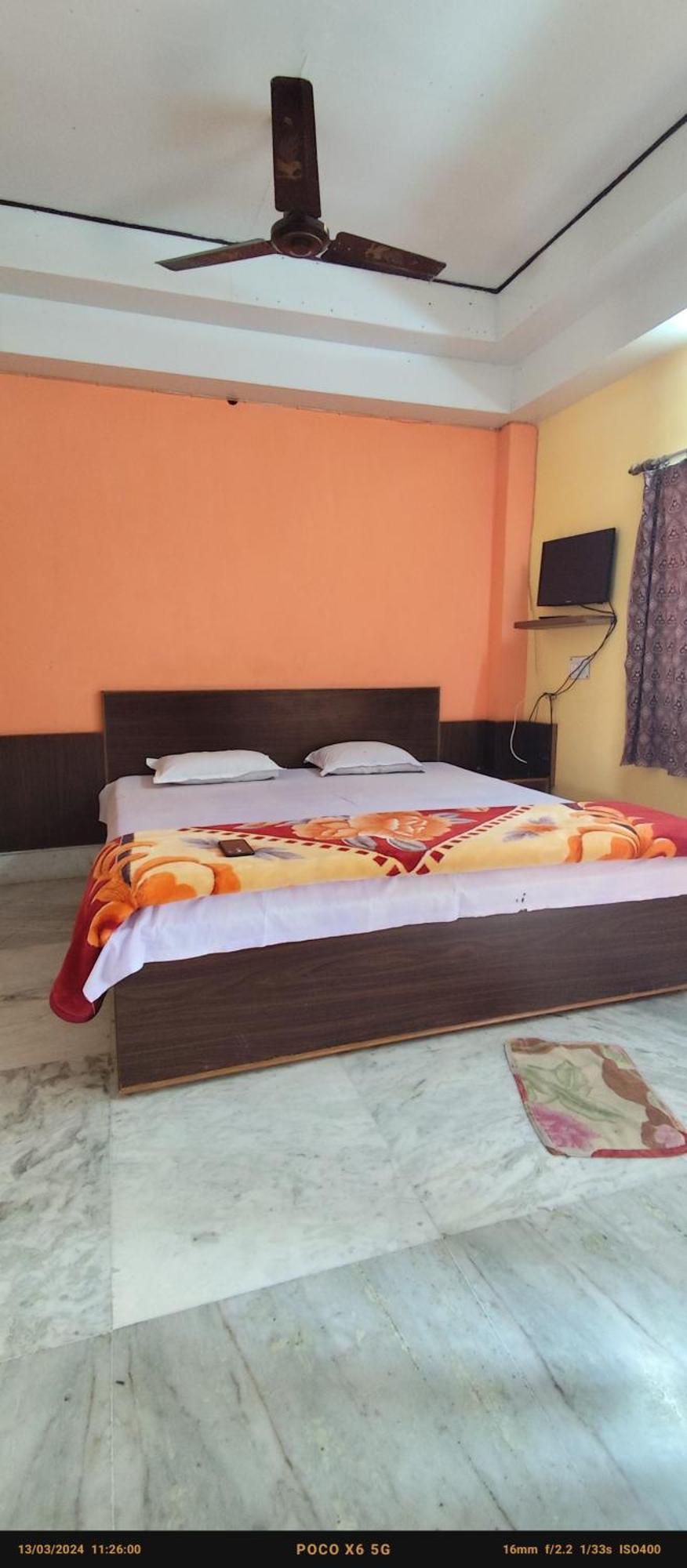 India Tours Only Ekanta Apan Hotell Mathurakhanda Eksteriør bilde